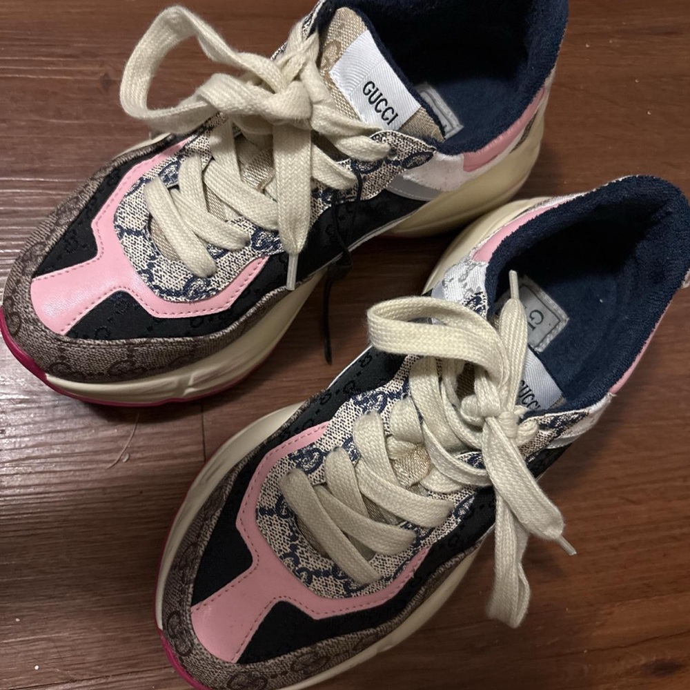 Gucci Sneakers with Pink and Cream Accents